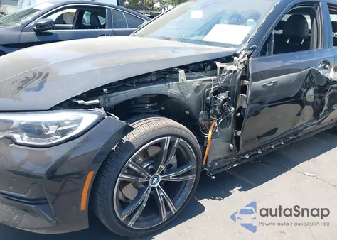 2022 BMW 3 Series 330E z USA, uszkodzony, nr VIN 3MW5P7J07N8C35403